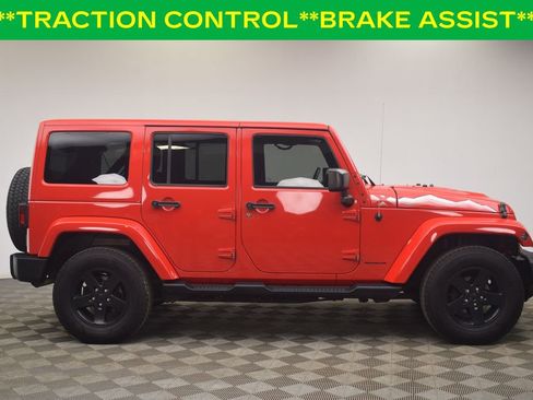 Used 2015 Jeep Wrangler Unlimited Sahara image 13