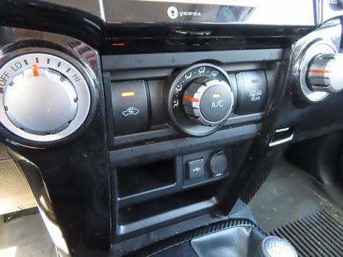 Used 2021 Toyota 4Runner Venture image 26