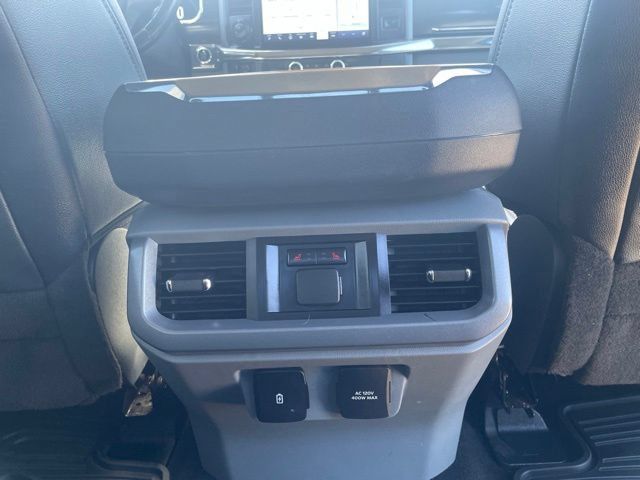 Used 2022 Ford F150 Lariat w/ Equipment Group 502A High AWD/4WD image 22