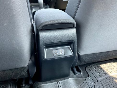 Used 2023 Toyota Corolla LE FWD image 12