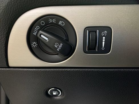 Used 2019 Dodge Durango SXT AWD/4WD image 14