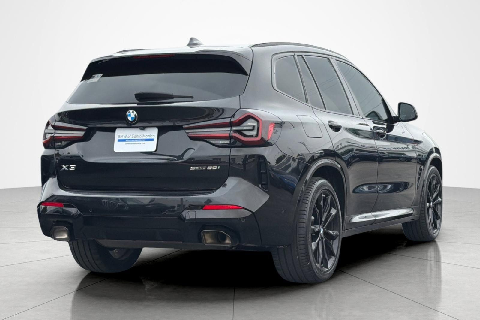 Used 2024 BMW X3 sDrive30i w/ Premium Package RWD image 5