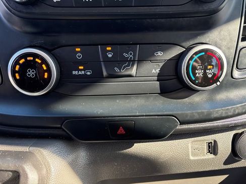 Used 2024 Ford Transit 250 Low Roof AWD w/ Exterior Upgrade Package image 29