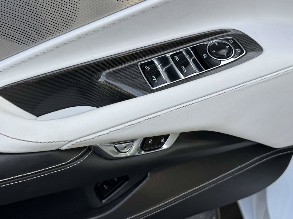 Used 2022 Chevrolet Corvette Stingray Premium Conv w/ Z51 Performance Package RWD image 20