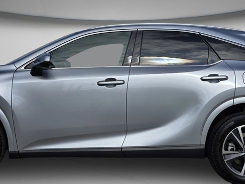 Used 2023 Lexus RX 350 FWD w/ Cold Area Package image 8