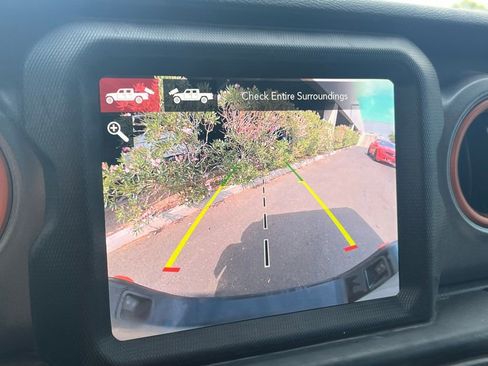 Used 2023 Jeep Gladiator Mojave w/ LED Lighting Group AWD/4WD image 13