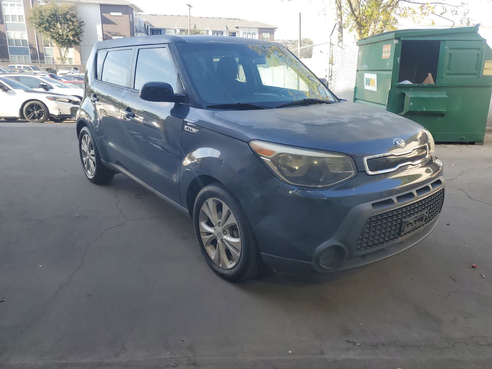 Used 2015 Kia Soul + FWD image 9