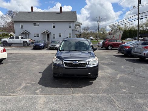 Used 2015 Subaru Forester 2.5i Premium w/ All-Weather Package image 3