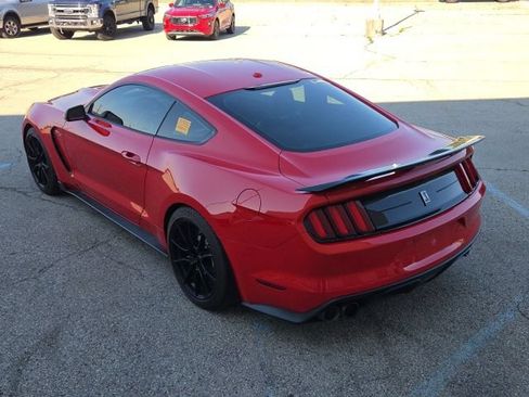 Used 2020 Ford Mustang Shelby GT350 w/ Technology Package RWD image 3