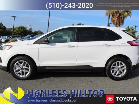 Used 2024 Ford Edge SE image 2