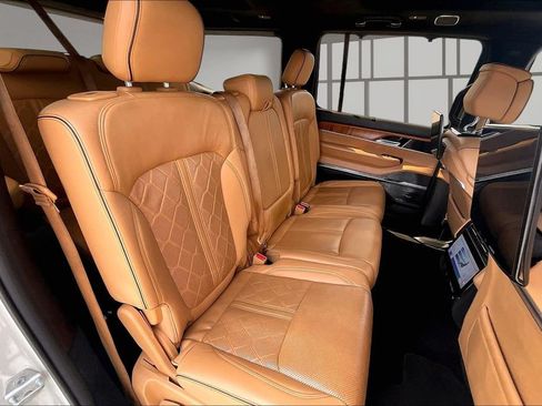 Used 2022 Jeep Grand Wagoneer Series III w/ Rear Seat Video Group 1 AWD/4WD image 27