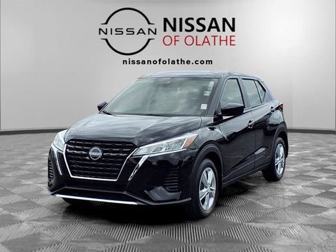 Used 2025 Nissan Kicks Play S FWD image 1