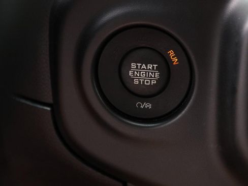 Used 2020 Jeep Wrangler Unlimited Rubicon AWD/4WD image 14