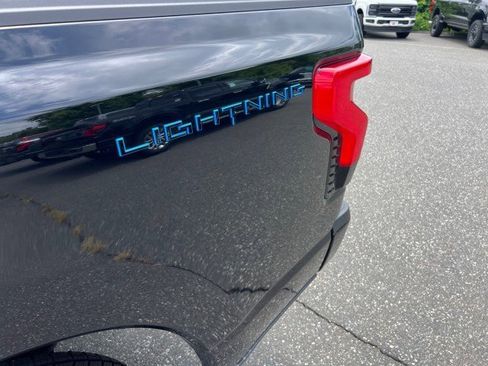 New 2025 Ford F150 Lightning Platinum image 22