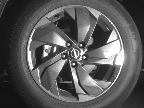 Used 2025 Nissan Rogue SV image 12