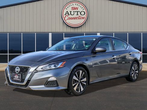 Used 2022 Nissan Altima 2.5 SV FWD image 3