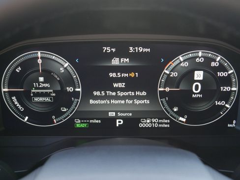 New 2025 Mitsubishi Outlander image 28