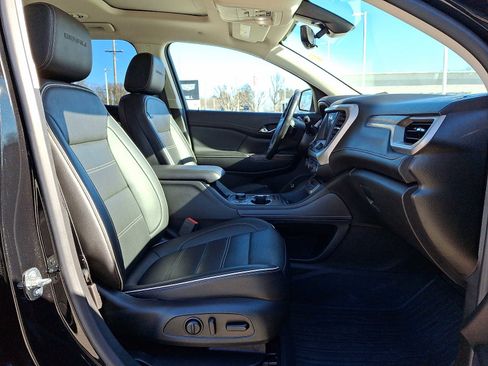 Used 2021 GMC Acadia Denali w/ Denali Ultimate Package image 20