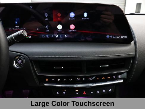Used 2026 Cadillac CT5 V Blackwing w/ Carbon Fiber 2 Package RWD image 20