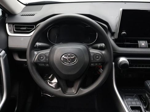 Certified 2025 Toyota RAV4 LE FWD image 23