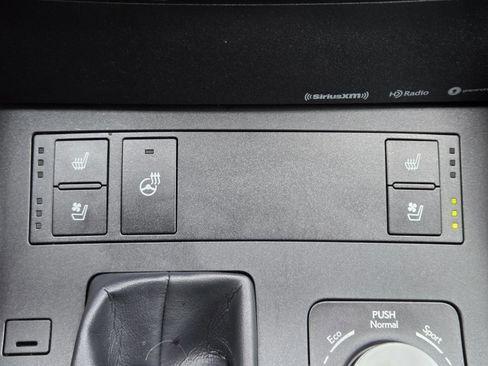 Used 2022 Lexus IS 300 w/ Premium Package RWD image 17
