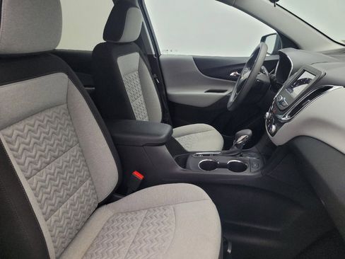 Used 2024 Chevrolet Equinox LT FWD image 21
