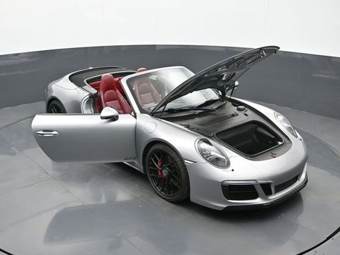 Certified 2018 Porsche 911 Carrera 4 GTS image 27