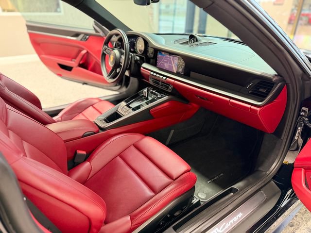 Used 2021 Porsche 911 Carrera RWD image 25