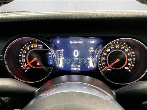 Used 2021 Jeep Gladiator Overland w/ Popular Equipment Package AWD/4WD image 22