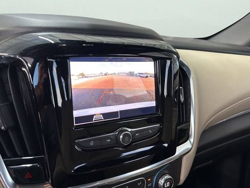 Used 2023 Chevrolet Traverse LS w/ Safety Package FWD image 18