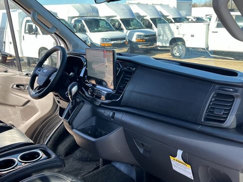 New 2026 Ford Transit 250 148 Medium Roof Extended AWD image 27