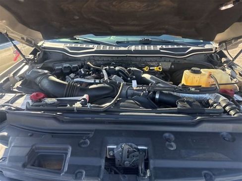 Used 2017 Ford F250 Lariat w/ Lariat Ultimate Package image 8