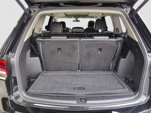 Used 2024 Volkswagen Atlas SEL Premium R-Line image 21