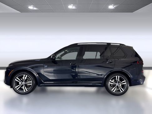 Certified 2024 BMW X7 xDrive40i w/ Executive Package image 2