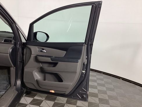 Used 2016 Honda Odyssey Touring image 8