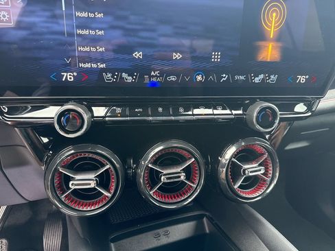 Used 2024 Chevrolet Blazer EV RS AWD/4WD image 18