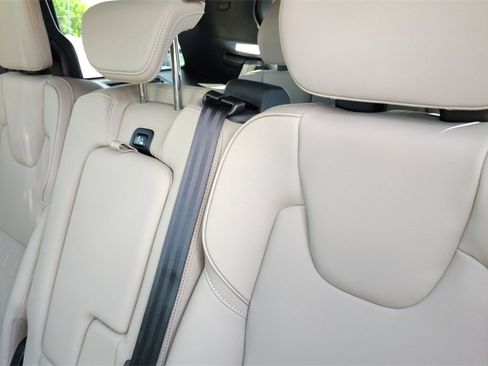 New 2026 Volvo XC90 B6 Core image 25