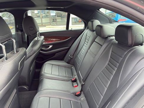 Used 2018 Mercedes-Benz E 400 E 400 4MATIC image 14