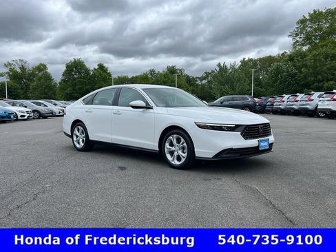 Used 2025 Honda Accord LX image 2