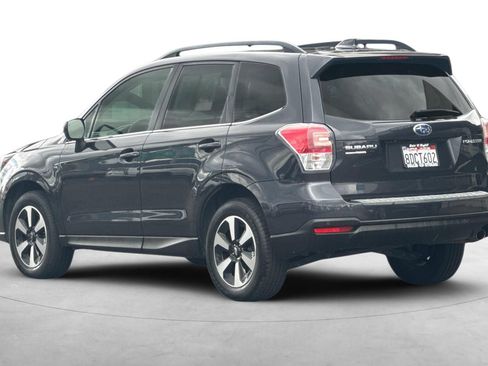 Used 2018 Subaru Forester 2.5i Limited AWD/4WD image 4