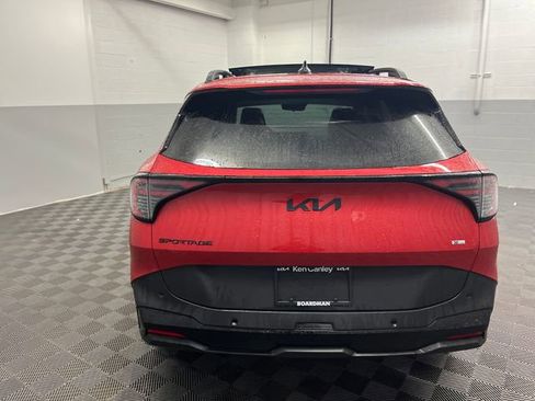 Certified 2026 Kia Sportage X-Line w/ X-Line Technology Package image 6