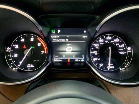 Used 2021 Toyota Corolla LE image 22