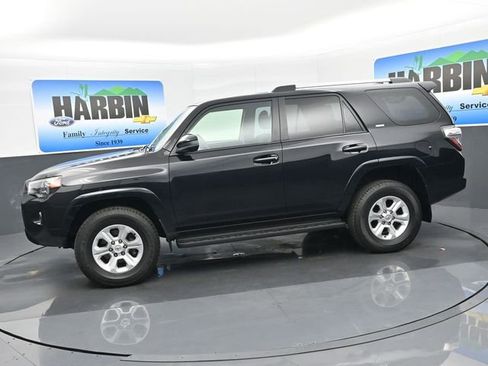 Used 2024 Toyota 4Runner SR5 image 2