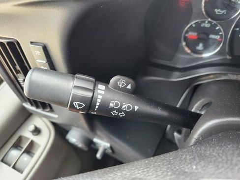 Used 2025 Chevrolet Express 3500 LS image 24