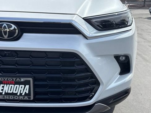 New 2026 Toyota Grand Highlander FWD image 14