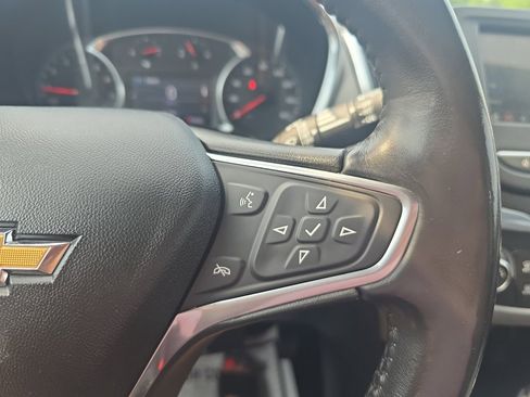 Used 2019 Chevrolet Equinox LT image 22