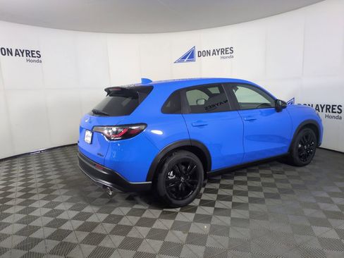 New 2026 Honda HR-V Sport image 5