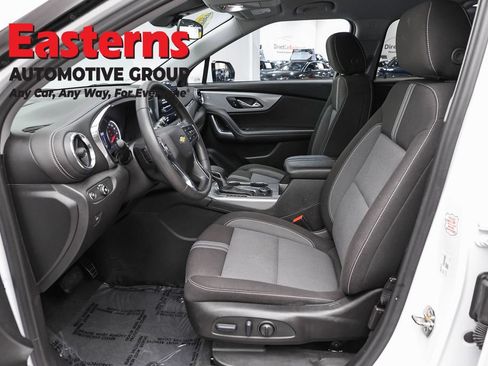 Used 2025 Chevrolet Blazer LT FWD image 14