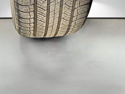 Certified 2025 Porsche Macan AWD/4WD image 43