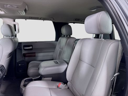 Used 2013 Toyota Sequoia Platinum AWD/4WD image 27